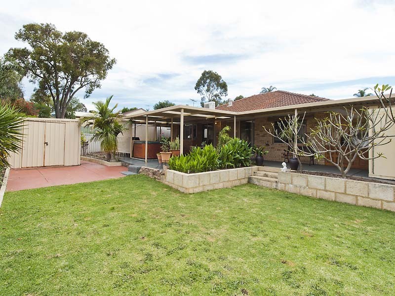 6 Rapania Rise, Yangebup WA 6164