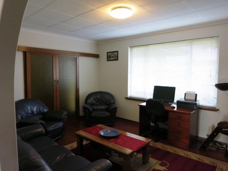 39A Hamilton Road, Hamilton Hill WA 6163