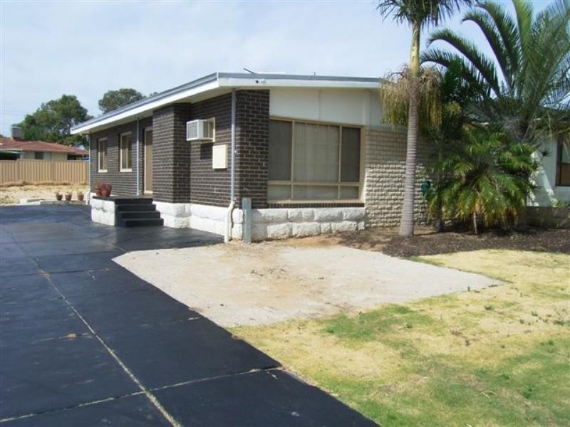 9 Falstaff Crescent, Spearwood WA 6163