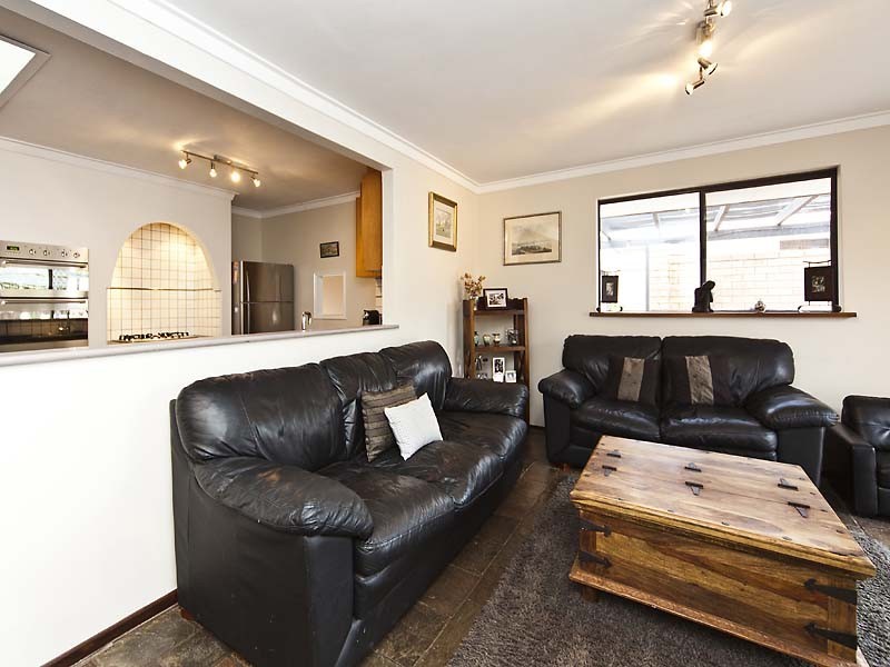 63 Mannion Way, Kardinya WA 6163