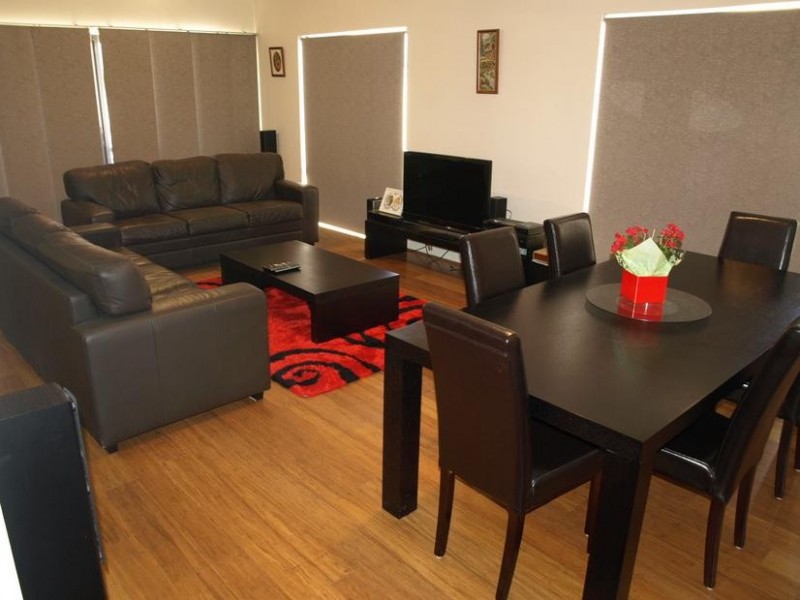 11B GICHA CL, Munster WA 6166