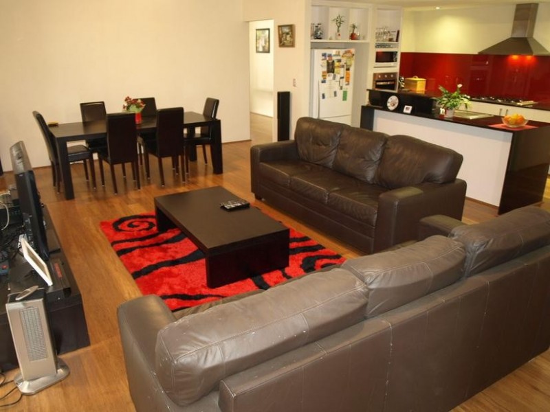 11B GICHA CL, Munster WA 6166