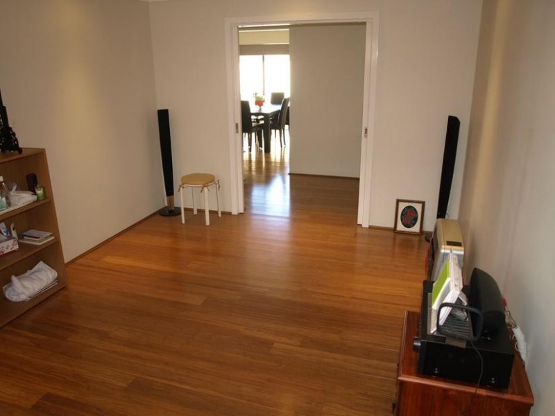 11B GICHA CL, Munster WA 6166