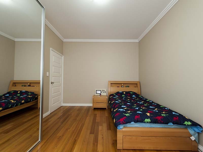 11 Baler Court, Hammond Park WA 6164