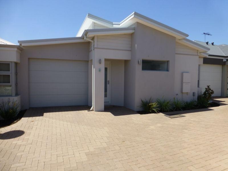 4-1 Lomax Court, Beeliar WA 6164