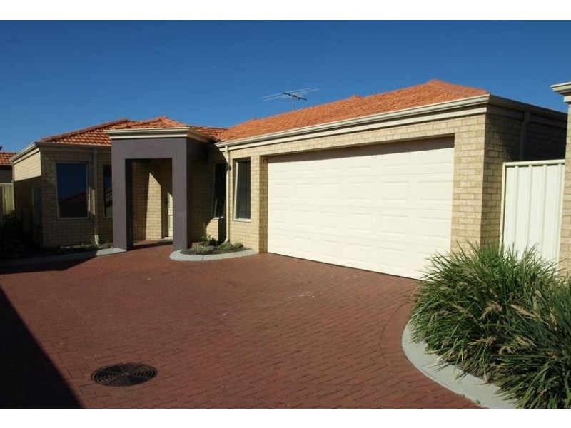 5/28 RIVERINA PDE, Munster WA 6166