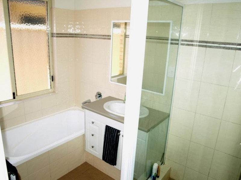 5/28 RIVERINA PDE, Munster WA 6166