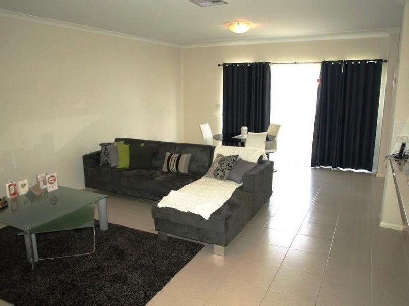 69 BALER CT, Hammond Park WA 6164