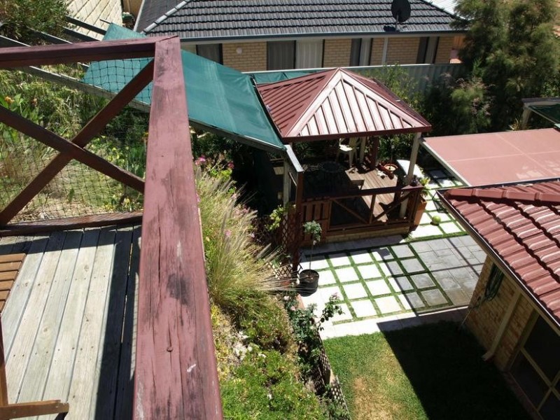 36 GUMINA PLACE, Munster WA 6166