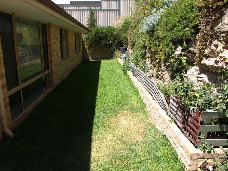 36 GUMINA PLACE, Munster WA 6166