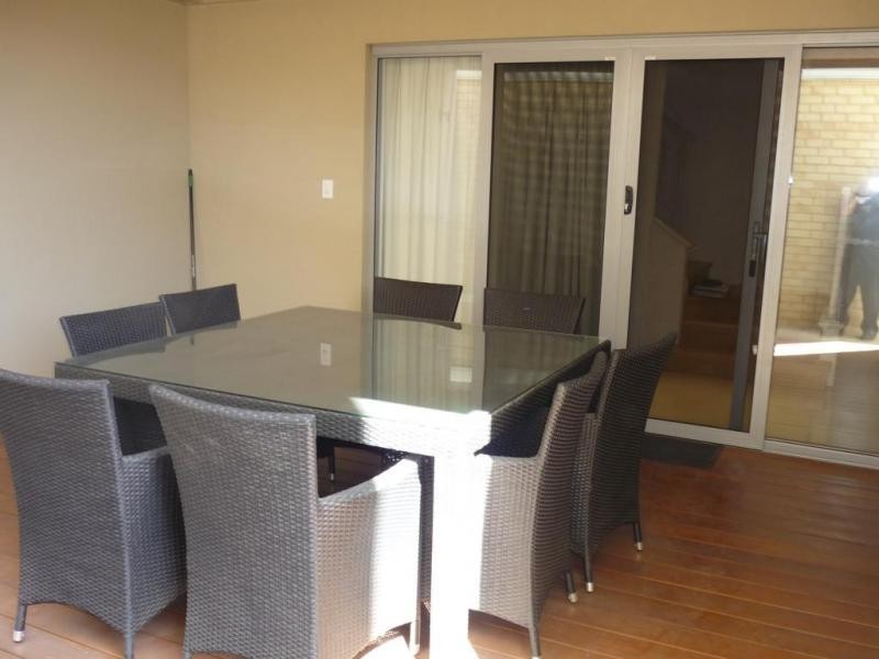 5 Fullston Way, Beaconsfield WA 6162