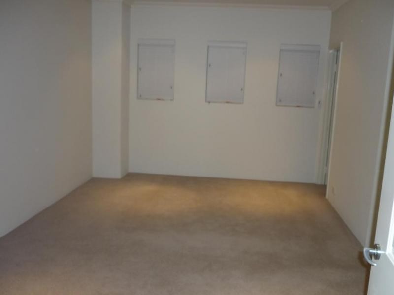 5 Fullston Way, Beaconsfield WA 6162