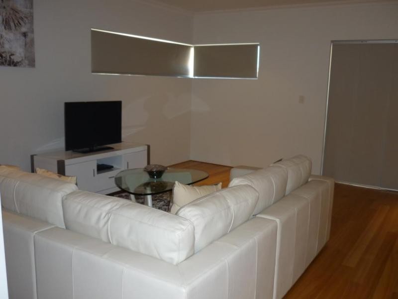 5 Fullston Way, Beaconsfield WA 6162