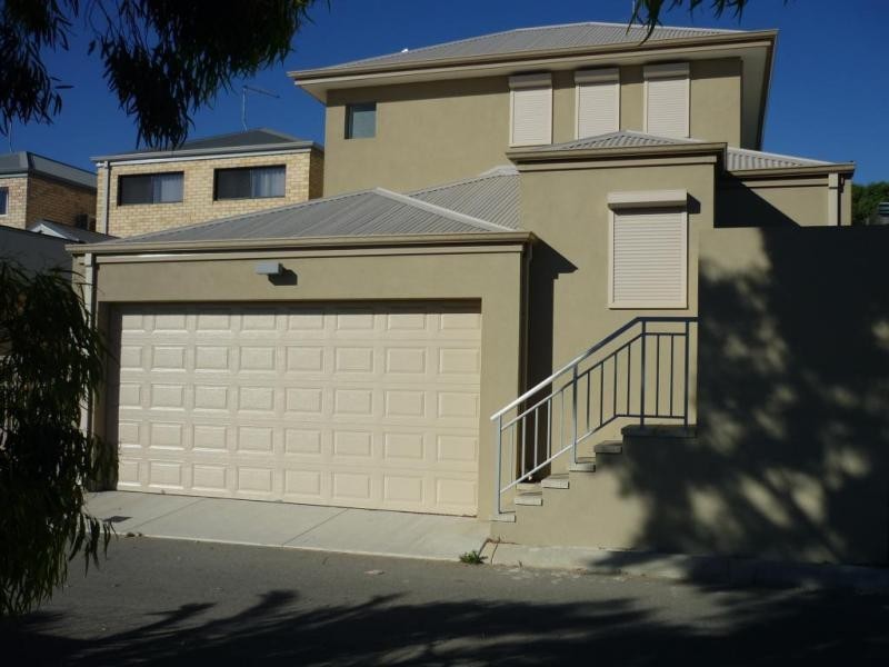 5 Fullston Way, Beaconsfield WA 6162