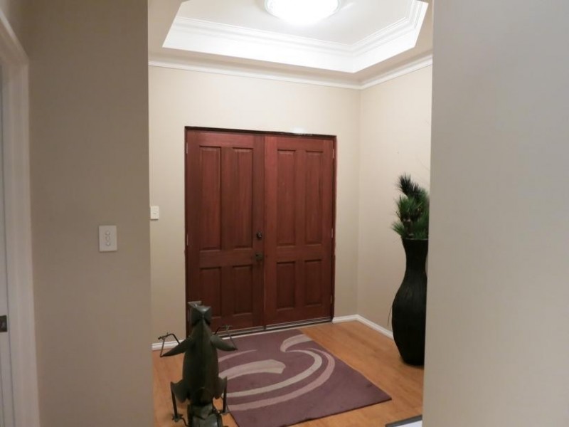 14 Carnegie Parade, Success WA 6164