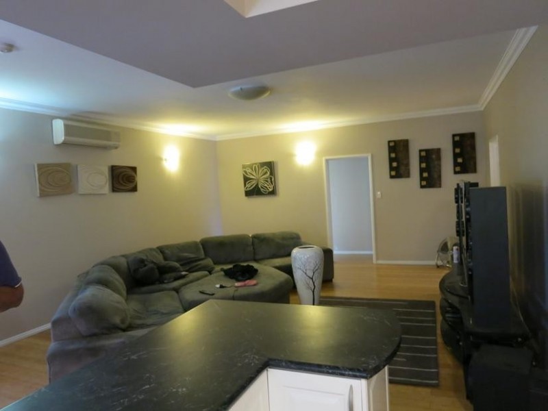 14 Carnegie Parade, Success WA 6164