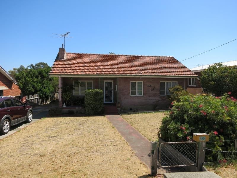 385 Carrington Street, Hamilton Hill WA 6163