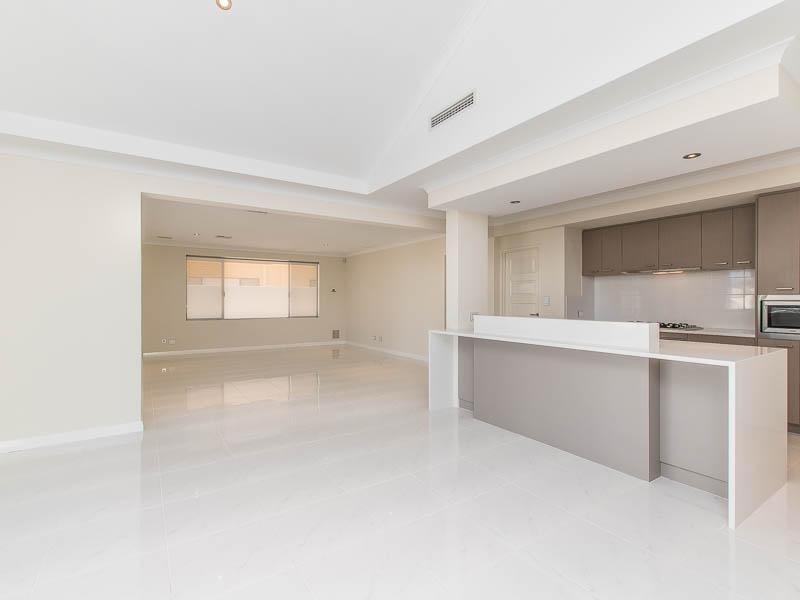 53 Newark Turn, North Coogee WA 6163