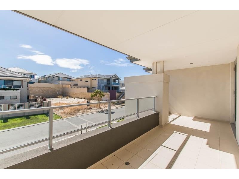 53 Newark Turn, North Coogee WA 6163