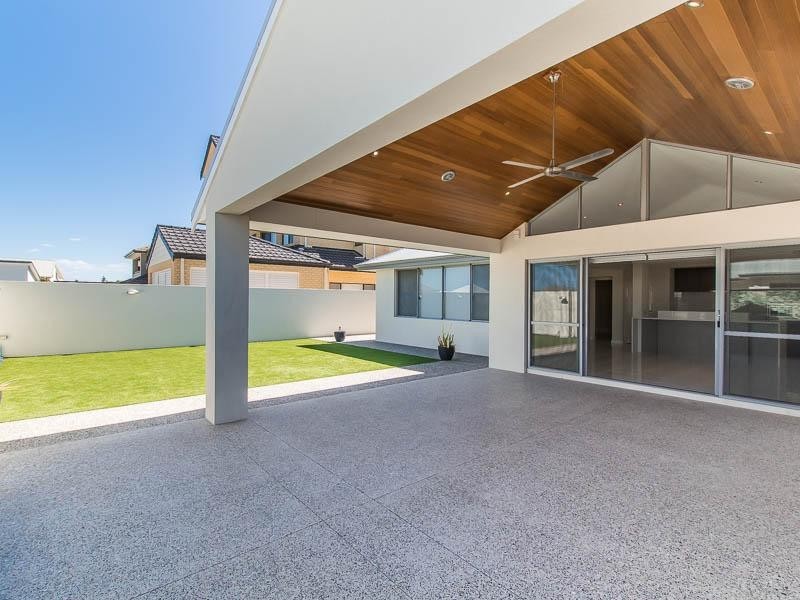 53 Newark Turn, North Coogee WA 6163