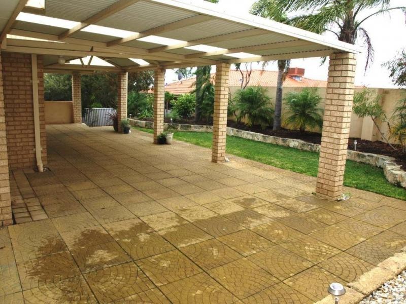 21 STRICKLAND CT, Coogee WA 6166