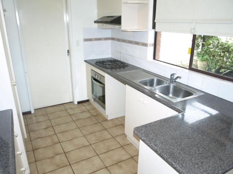 4 BELLIER PLACE, Hamilton Hill WA 6163