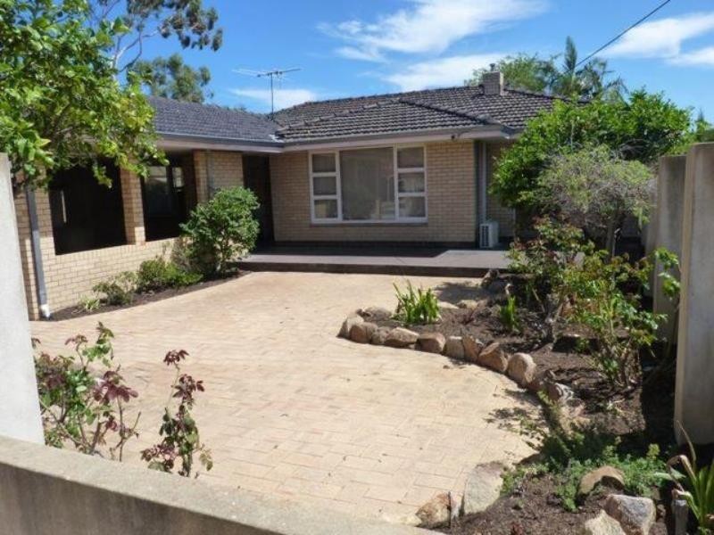37 Pembroke Street, Bicton WA 6157