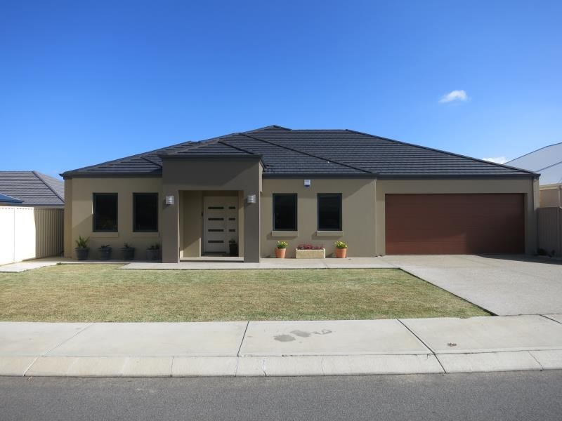 3 Velaluka Drive, Munster WA 6166