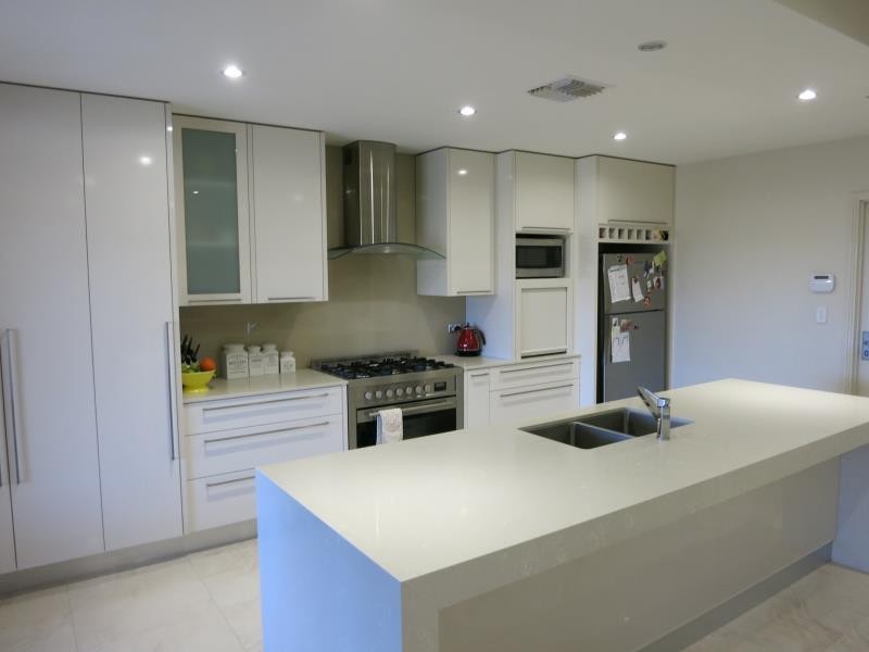 3 Velaluka Drive, Munster WA 6166