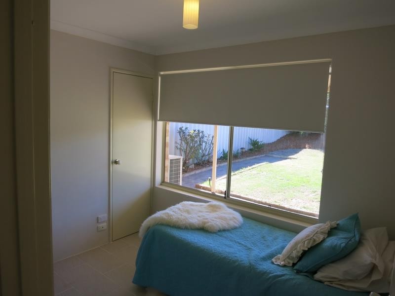 17 Ridge Road, Cockburn Central WA 6164