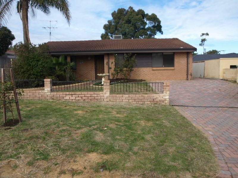 4 BELLIER PLACE, Hamilton Hill WA 6163