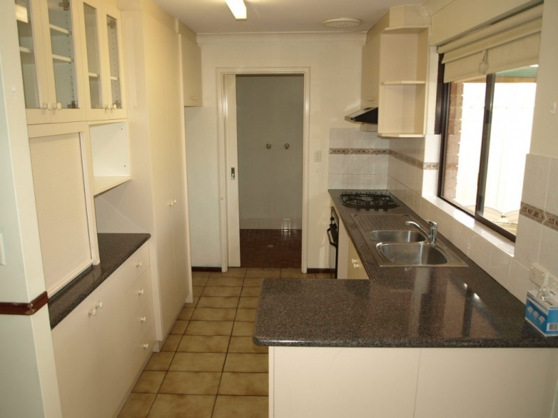 4 BELLIER PLACE, Hamilton Hill WA 6163