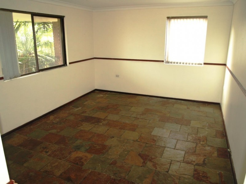 4 BELLIER PLACE, Hamilton Hill WA 6163