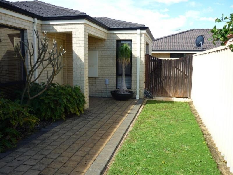 6 Plum Place, Spearwood WA 6163