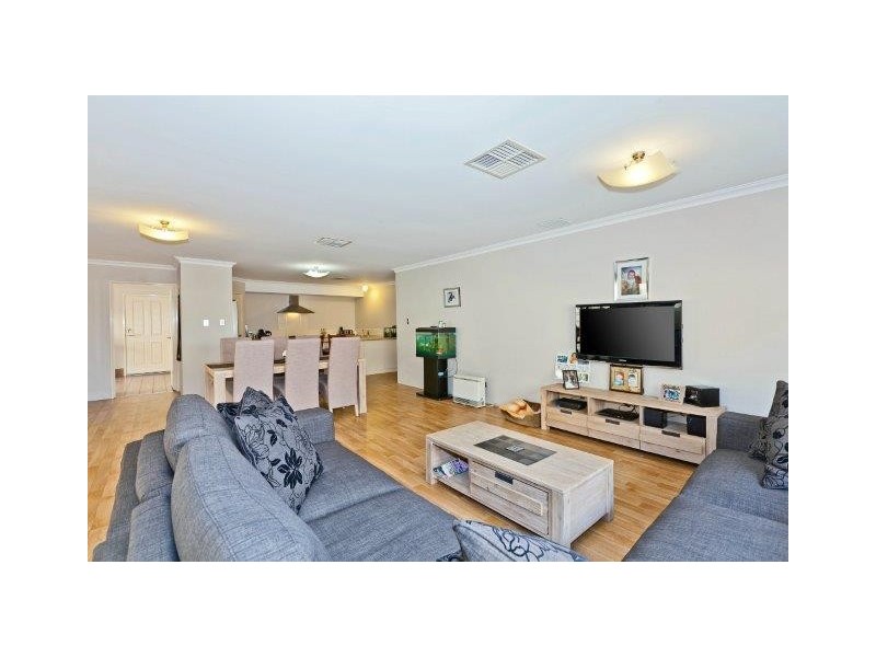 18 FRIARBIRD TCE, Beeliar WA 6164