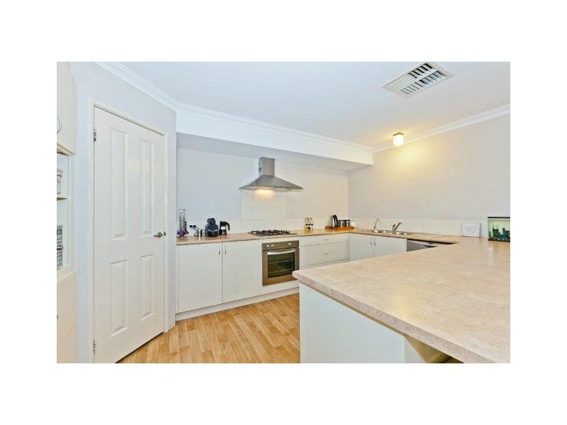 18 FRIARBIRD TCE, Beeliar WA 6164