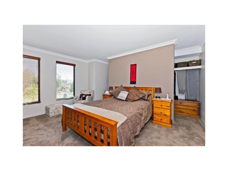 18 FRIARBIRD TCE, Beeliar WA 6164