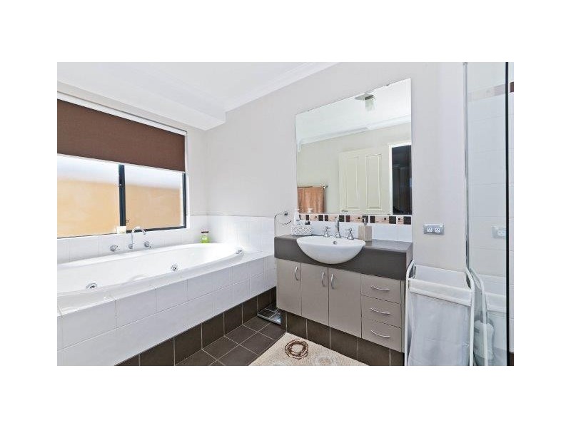 18 FRIARBIRD TCE, Beeliar WA 6164