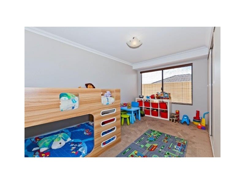 18 FRIARBIRD TCE, Beeliar WA 6164