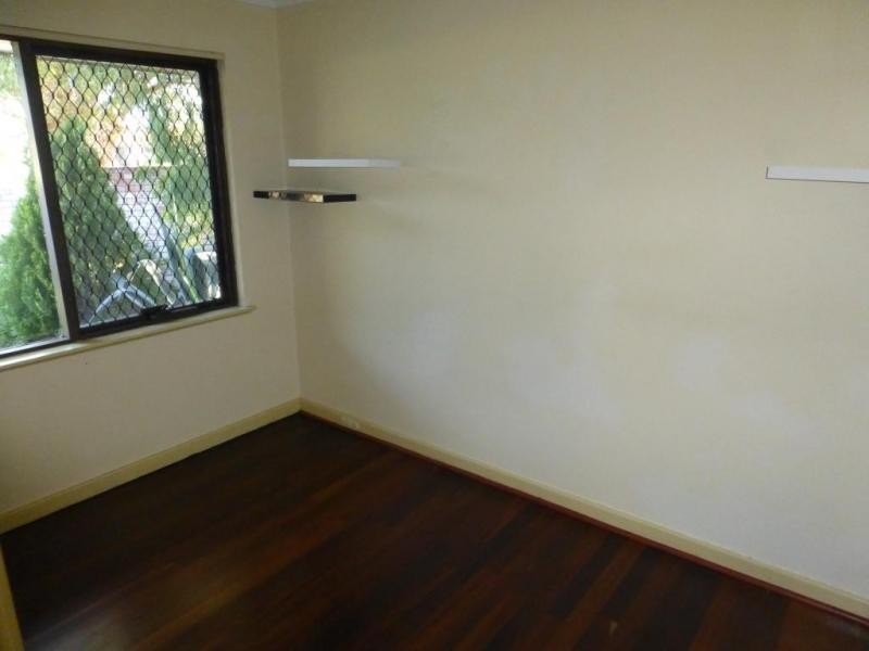 2 Kent Street, Spearwood WA 6163