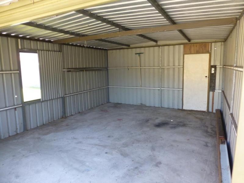 2 Kent Street, Spearwood WA 6163