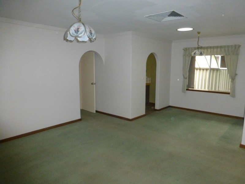 9A Melview Court, Melville WA 6156