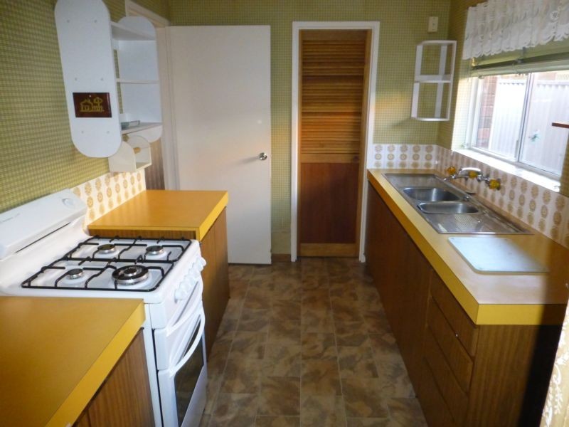 9A Melview Court, Melville WA 6156