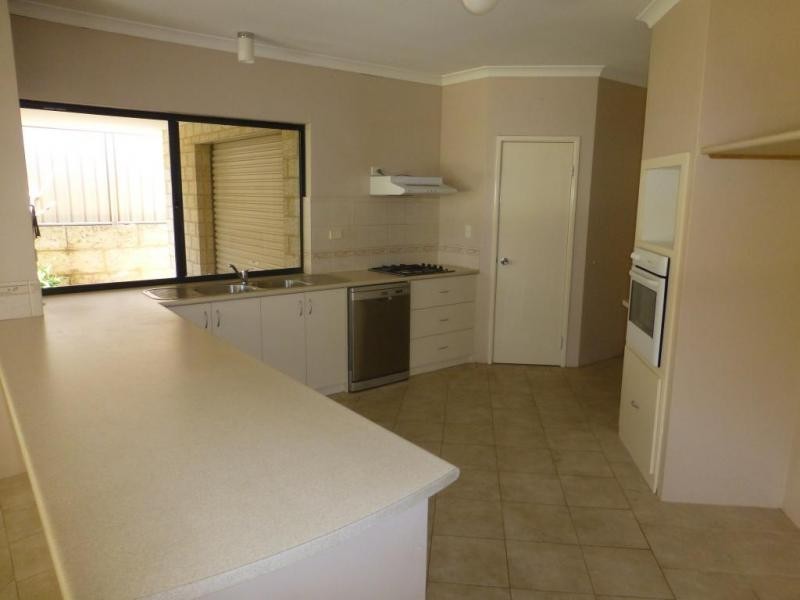 34 Bittern Lane, Beeliar WA 6164