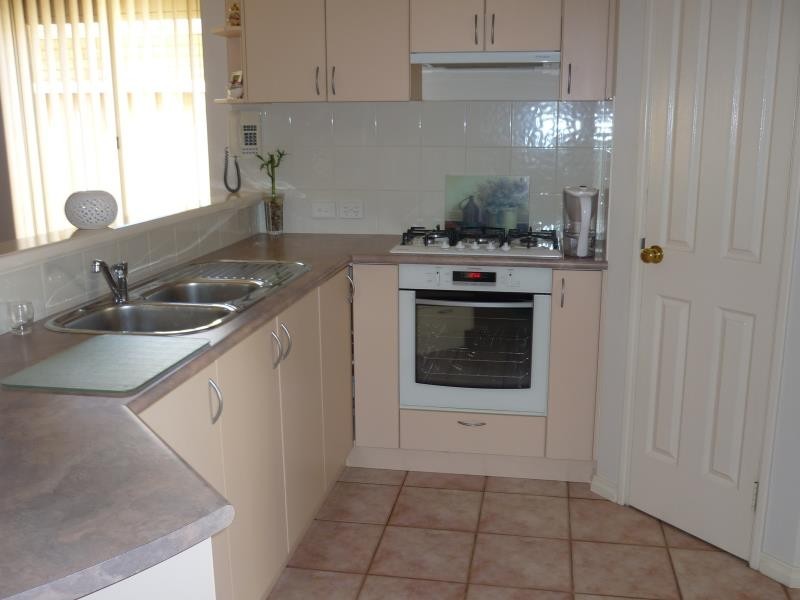 4 Plum Place, Spearwood WA 6163