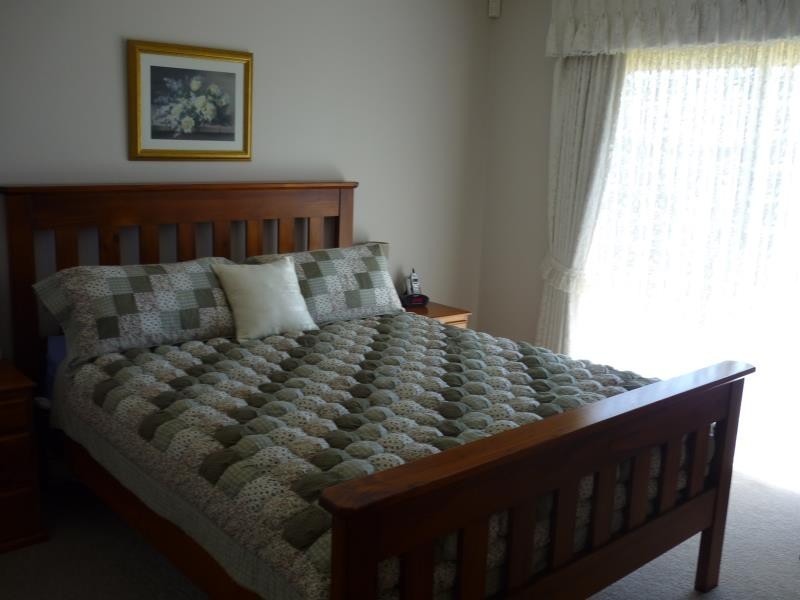 4 Plum Place, Spearwood WA 6163