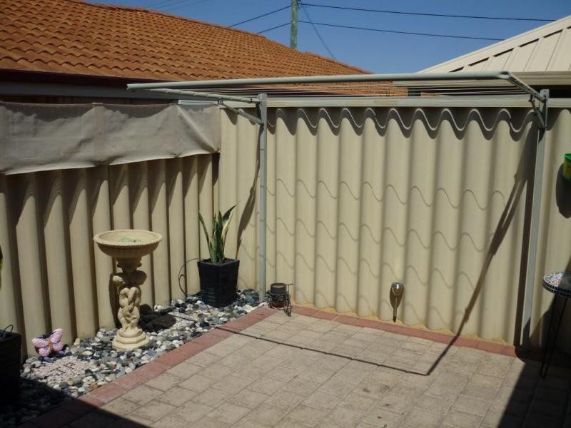 4 Plum Place, Spearwood WA 6163