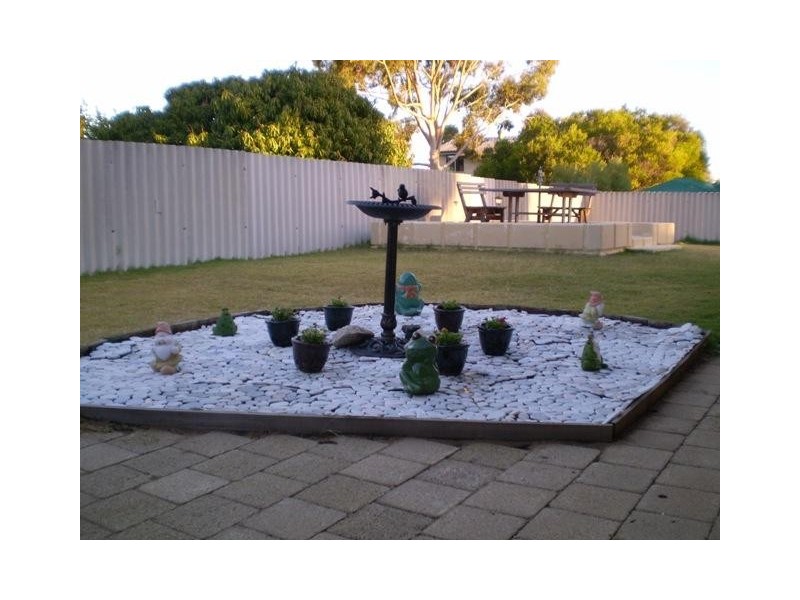 37 ERPINGHAM ROAD, Hamilton Hill WA 6163