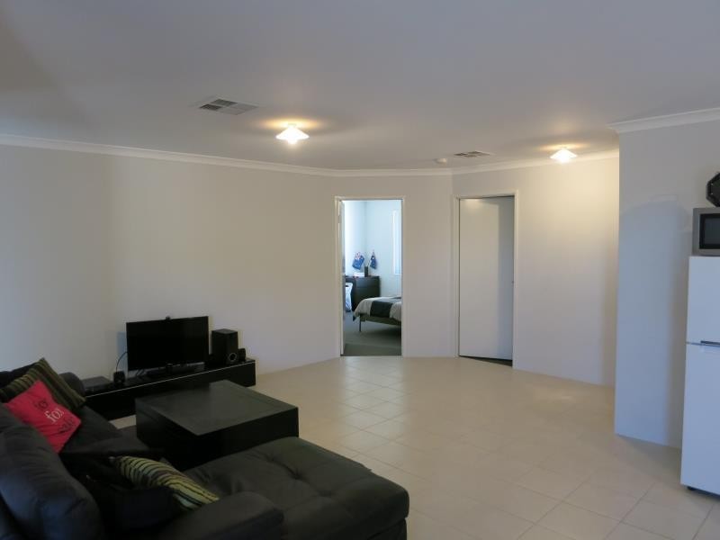 21B Recreation Road, Hamilton Hill WA 6163