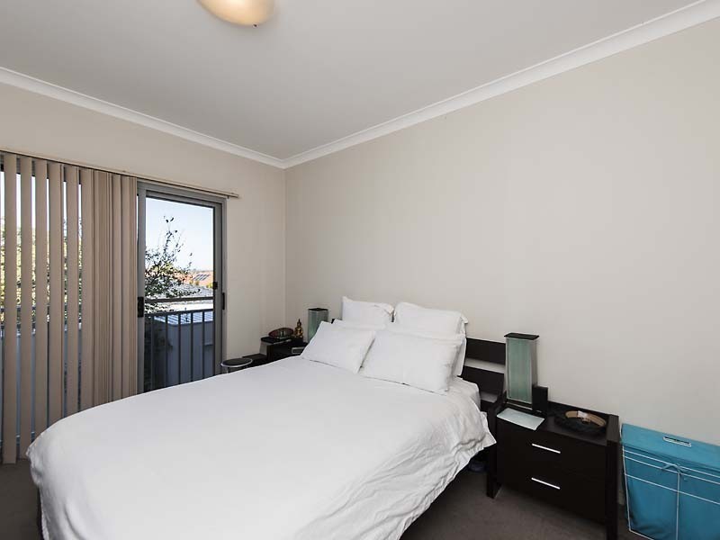 36-6 Ibera Way, Success WA 6164